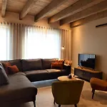 Luxury 6 Pers Wifi 3xschlafzimmer Near Sik Lift Сasa de vacaciones *